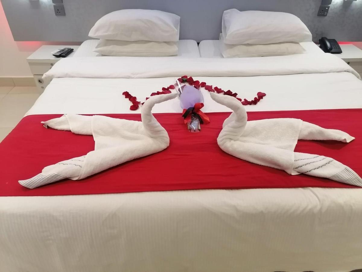 Beach Grand & Spa Premium Hulhumalé Extérieur photo