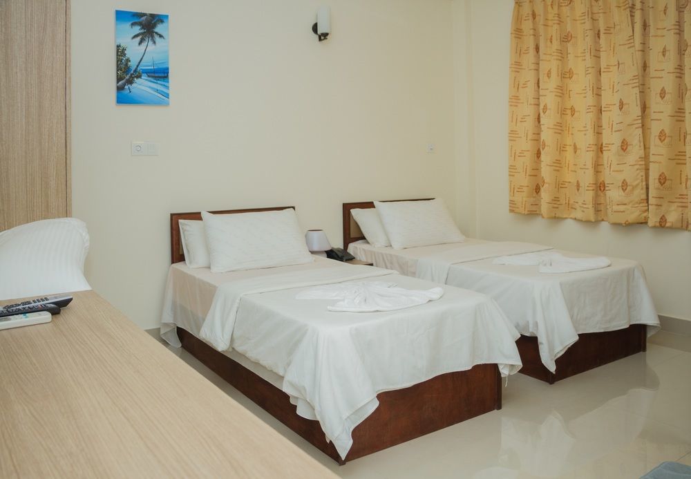 Beach Grand & Spa Premium Hulhumalé Extérieur photo